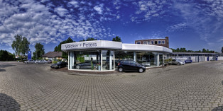 Rundgang im Autohaus
